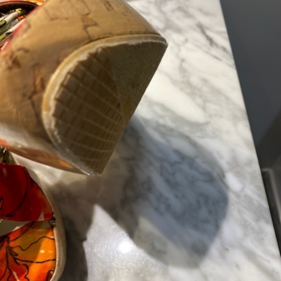 Stuart Weitzman platform wedge sandals - Picture 8 of 8